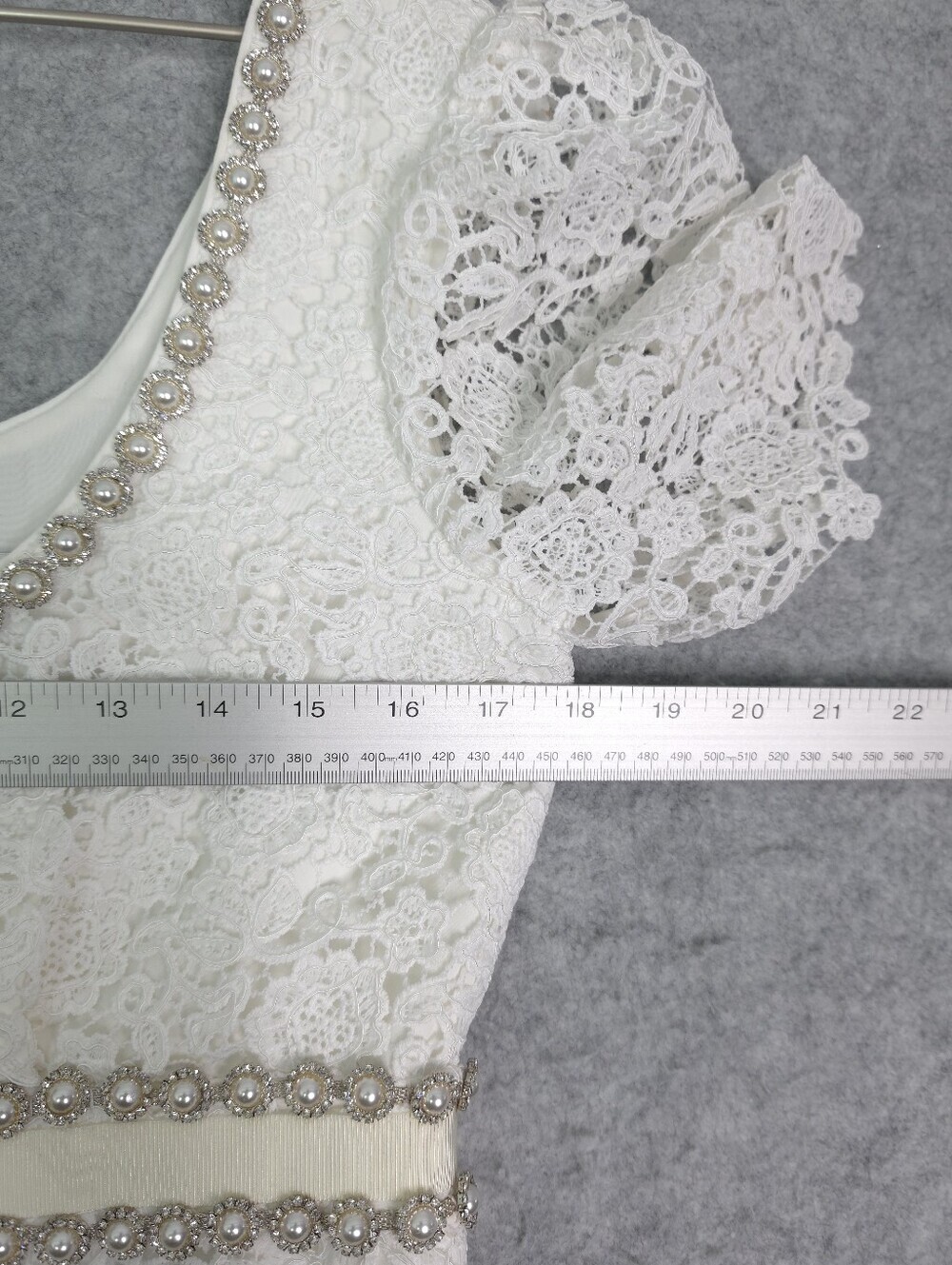 Self-Portrait Pearl-Embellished Guipure Lace Scoop-Neck White Mini Dress - Picture 11 of 14